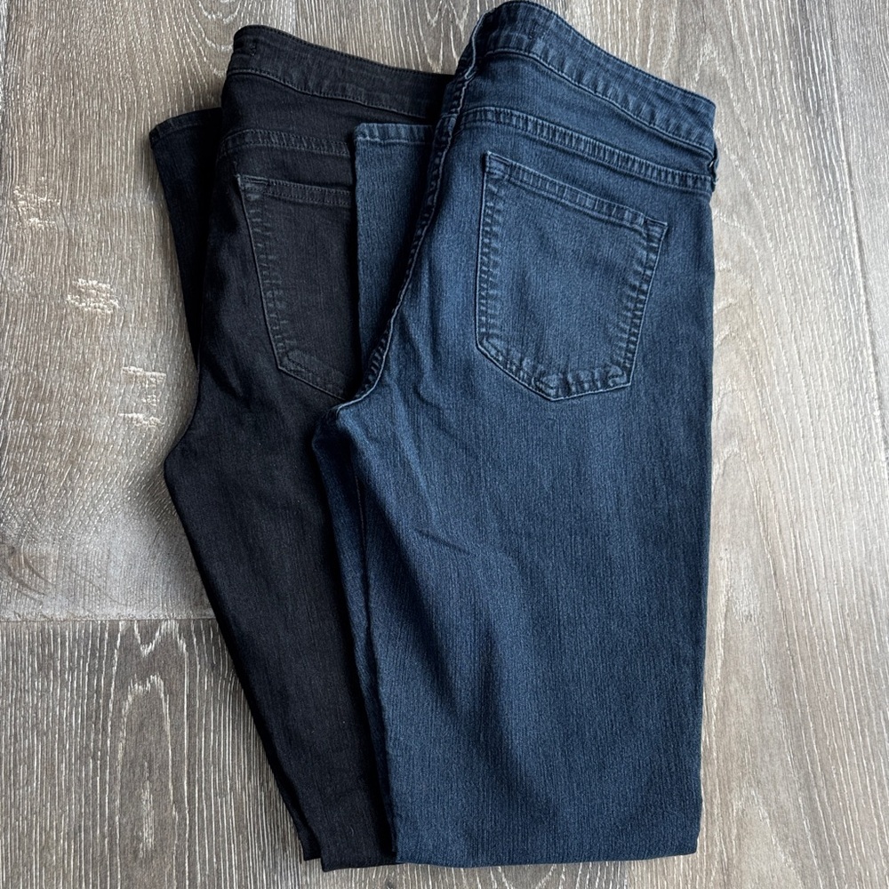 Rich & Skinny Women's Skinny Jeans in Black and Blue AO 0358